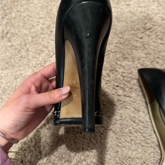CHANEL Chain Pumps - Picture 8 of 14